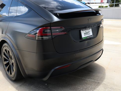 Used 2022 Tesla Model X AWD/4WD image 41