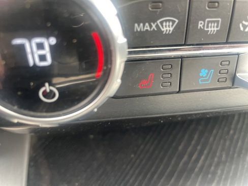 Used 2022 Ford F450 Platinum w/ FX4 Off-Road Package image 30