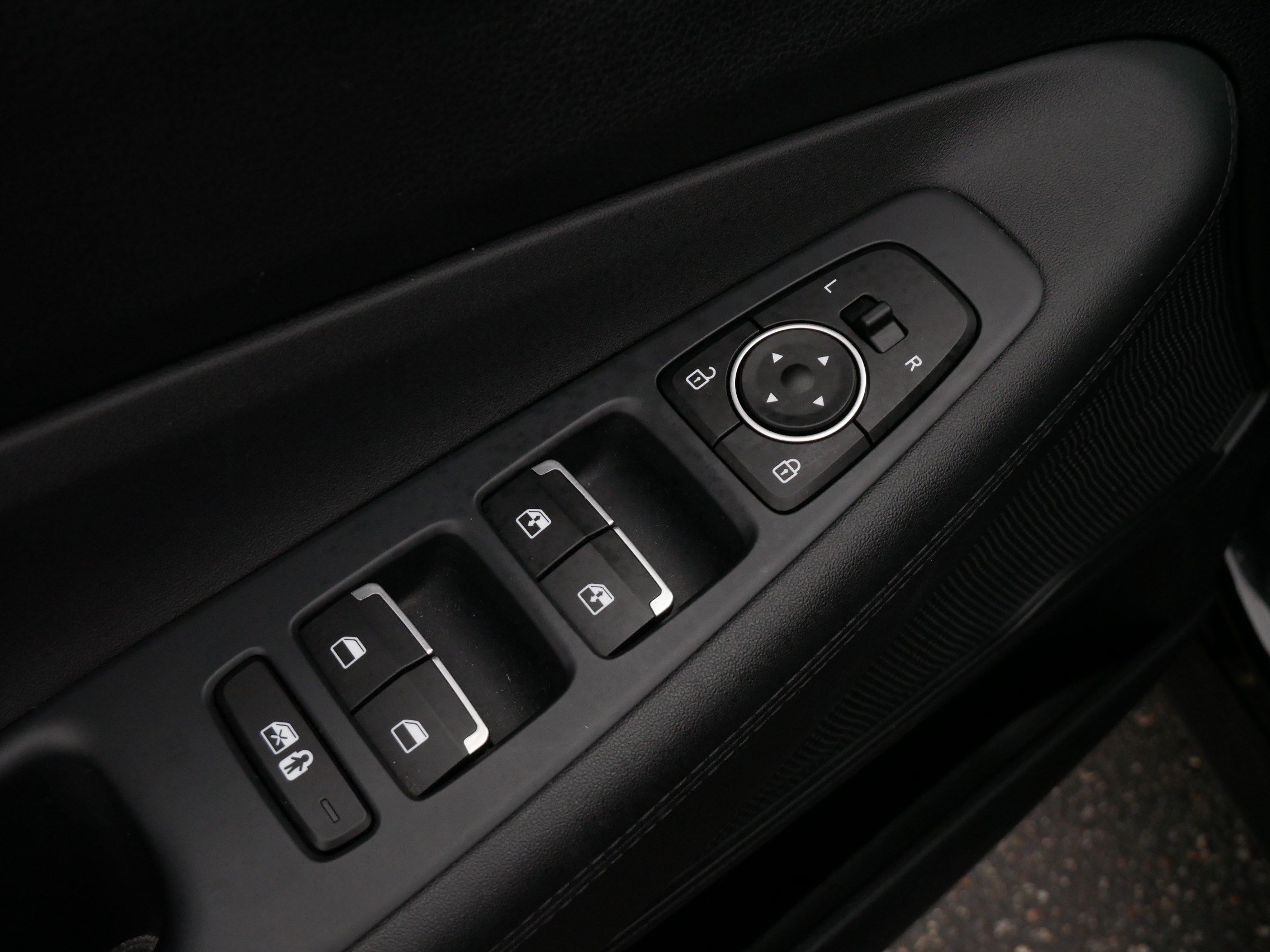 Used 2023 Hyundai Santa Fe SEL AWD/4WD image 19