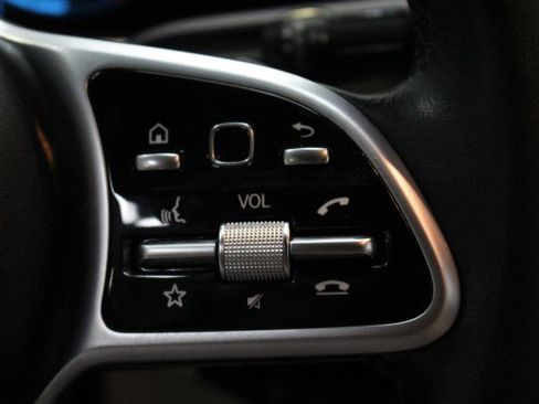 Used 2019 Mercedes-Benz A 220 image 11