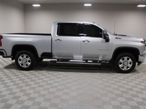 Used 2020 Chevrolet Silverado 2500 LTZ w/ LTZ Premium Package image 12