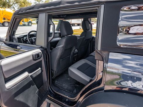 Used 2021 Ford Bronco Big Bend w/ Sasquatch Package AWD/4WD image 35