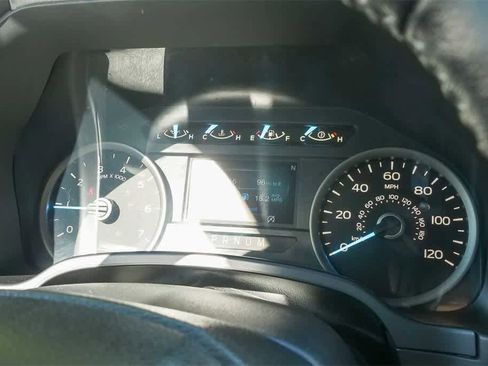 Used 2018 Ford F150 XLT w/ Equipment Group 301A Mid image 21