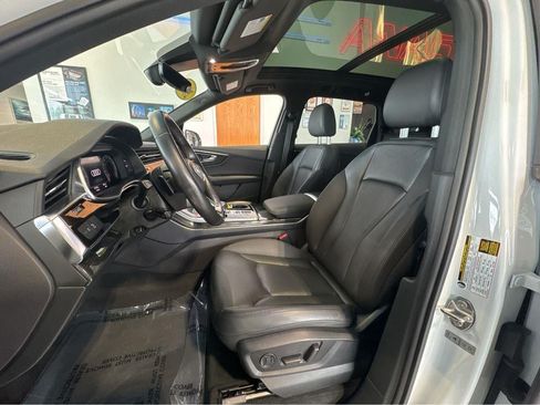 Used 2021 Audi Q7 3.0T Premium w/ Convenience Package AWD/4WD image 5