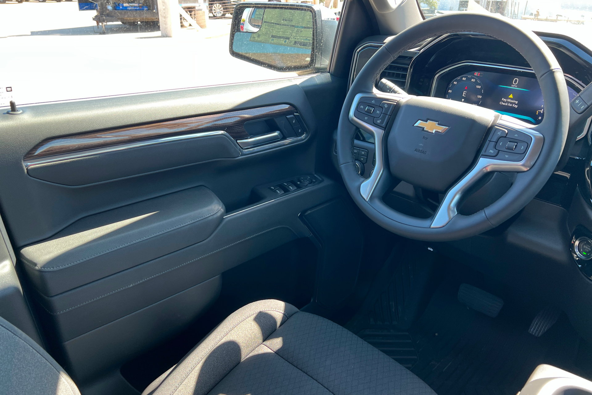 New 2026 Chevrolet Silverado 1500 LT w/ Z71 Off-Road Package AWD/4WD image 12