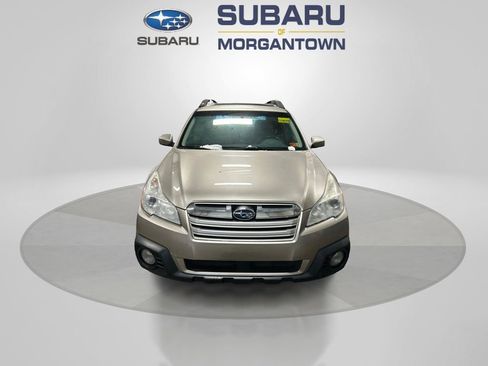 Used 2014 Subaru Outback 2.5i Premium w/ Moonroof Package image 2