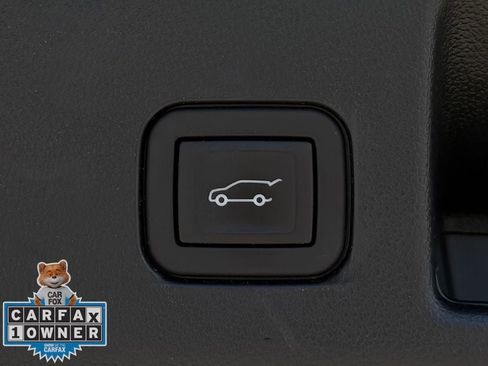 Used 2024 Chevrolet Equinox EV RS FWD image 26