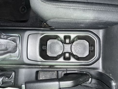 Used 2022 Jeep Gladiator Sport AWD/4WD image 22