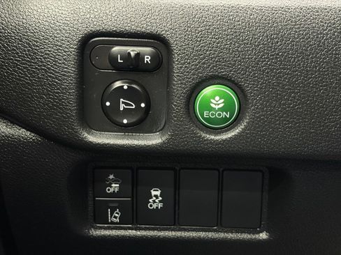 Used 2021 Honda Passport Sport image 23