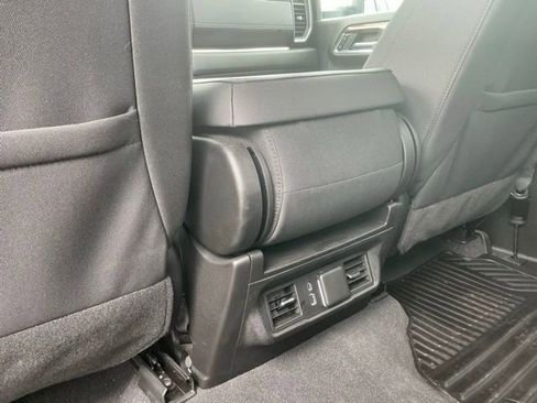 Used 2024 Chevrolet Silverado 2500 LT w/ Convenience Package image 37