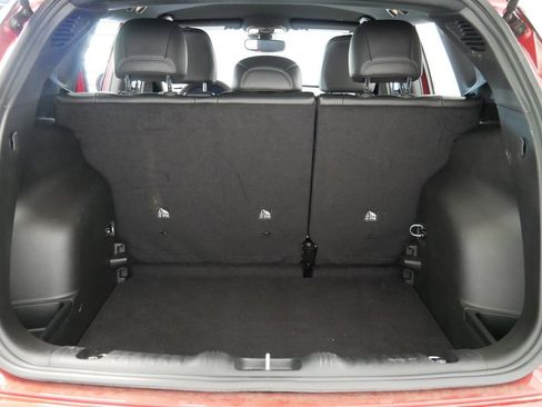 New 2025 Jeep Compass Limited image 10