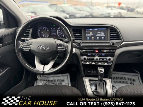 Used 2019 Hyundai Elantra Value Edition w/ Winter Weather Package image 26