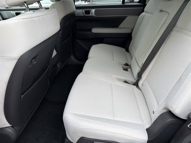New 2026 Hyundai Santa Fe SE FWD image 27