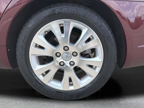 Used 2009 Toyota Avalon Limited FWD image 28