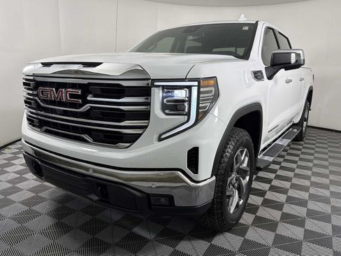 New 2026 GMC Sierra 1500 SLT w/ SLT Premium Plus Package AWD/4WD image 3