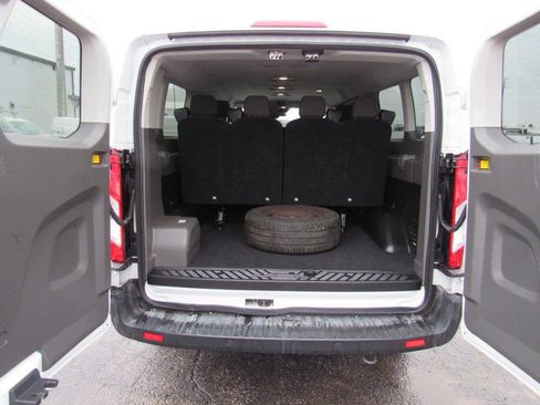 Used 2023 Ford Transit 350 XLT image 24