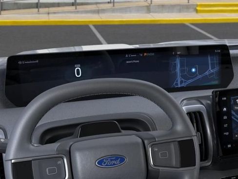 New 2025 Ford Expedition Active image 13