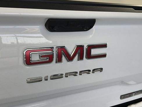 Used 2025 GMC Sierra 1500 Elevation w/ X31 Off-Road Package image 15