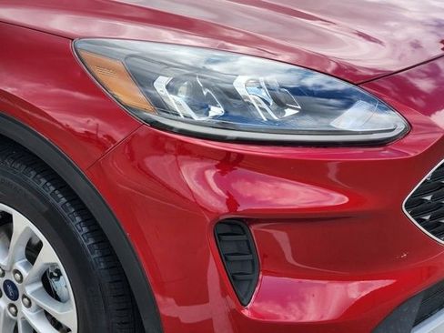 Used 2022 Ford Escape SE w/ Convenience Package image 9