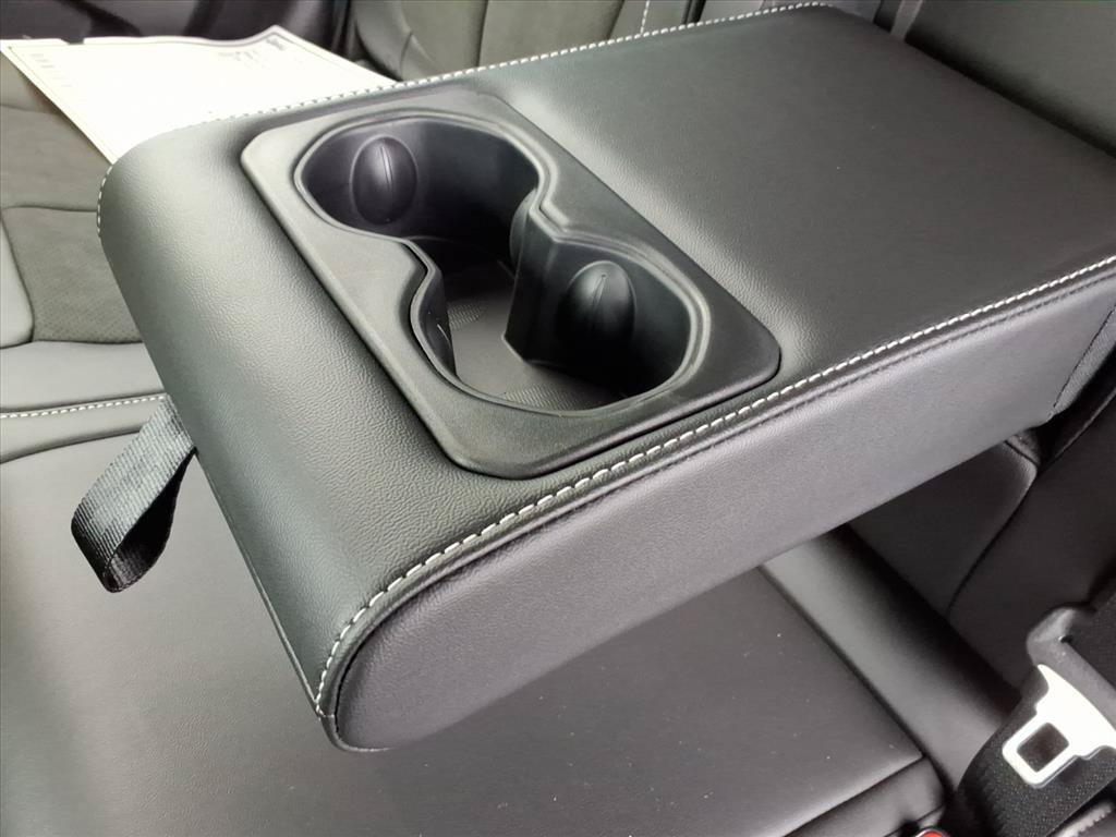 New 2027 Jeep Grand Cherokee Altitude AWD/4WD image 17