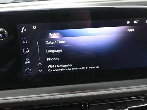 Used 2024 Buick Envista Sport Touring w/ Convenience I Package FWD image 24