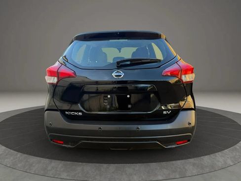 Used 2020 Nissan Kicks SV FWD image 6