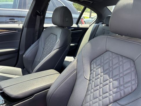 Used 2023 BMW 540i w/ M Sport Package RWD image 35