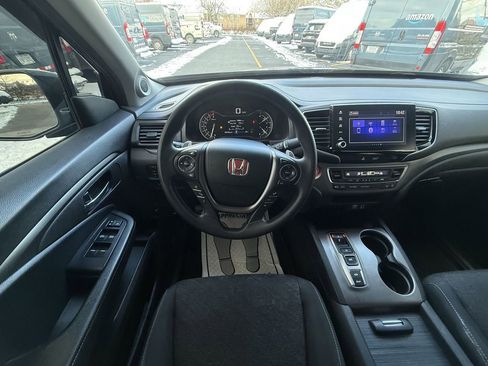 Used 2022 Honda Ridgeline Sport image 13