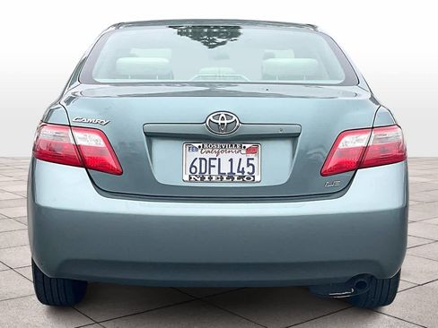 Used 2008 Toyota Camry LE image 7