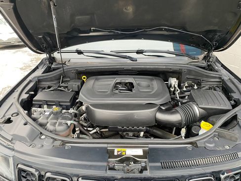 Used 2019 Jeep Grand Cherokee Altitude image 35