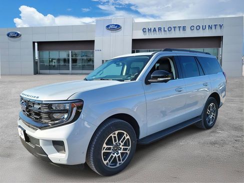 New 2025 Ford Expedition Active RWD image 2