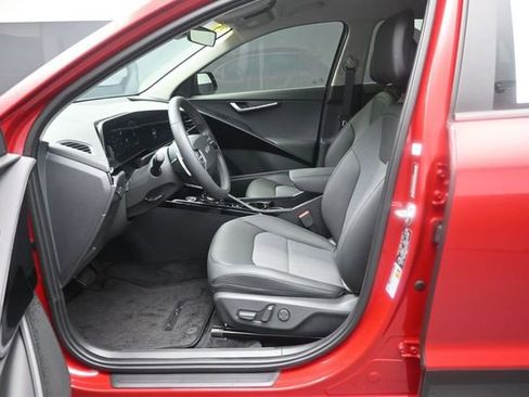 Used 2025 Kia Niro Wind FWD image 17