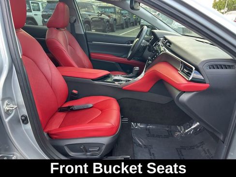 Used 2020 Toyota Camry XSE image 23