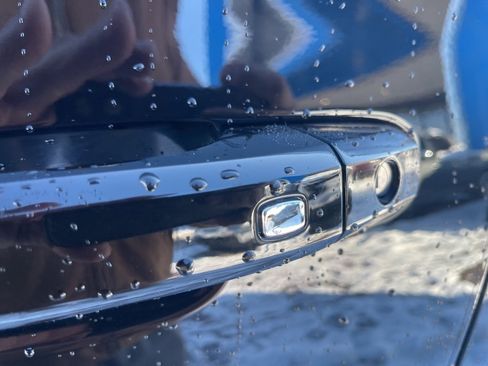 Used 2019 Chevrolet Tahoe Premier w/ RST 6.2L Performance Edition image 11