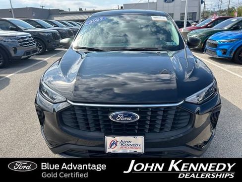 Certified 2023 Ford Escape Active FWD image 3