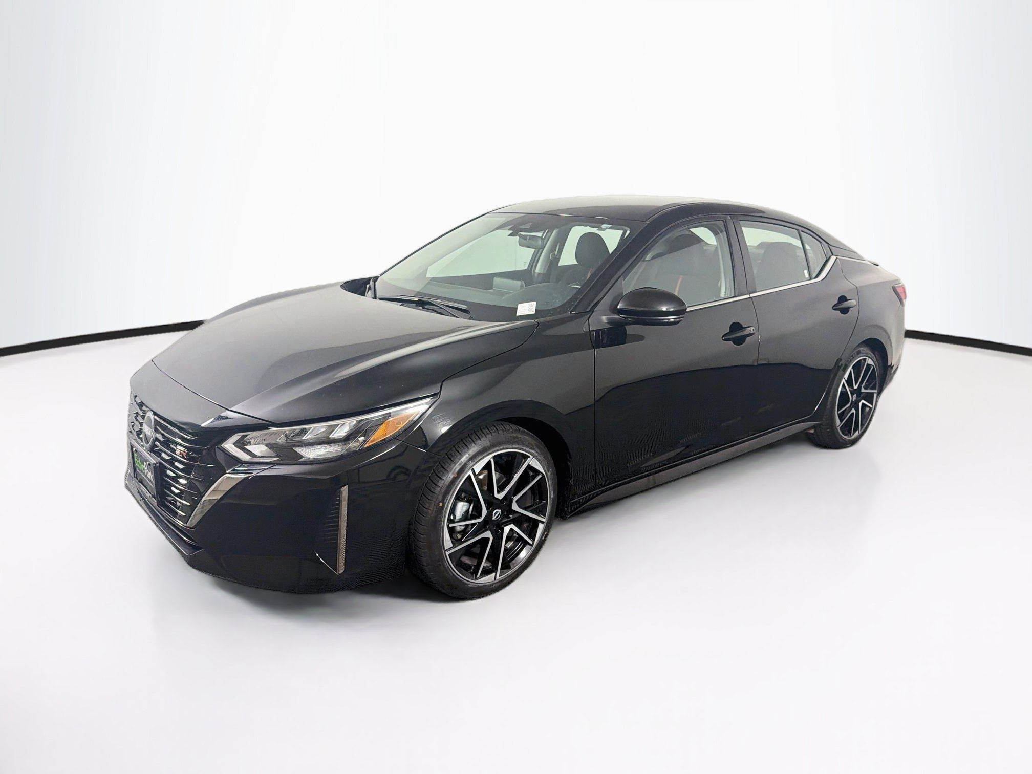 Used 2025 Nissan Sentra SR FWD image 3