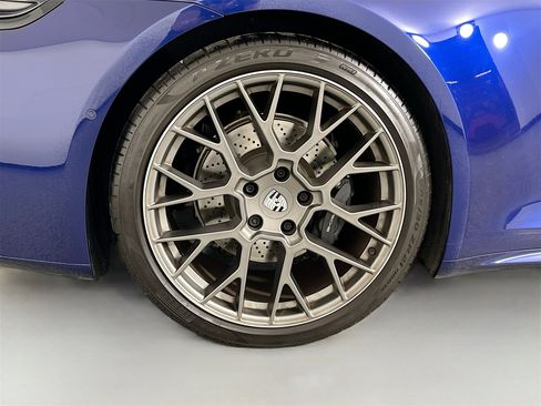 Certified 2025 Porsche 911 Carrera image 13