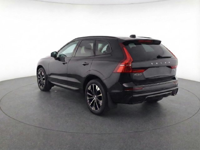 New 2026 Volvo XC60 B5 Plus w/ Protection Package Premier AWD/4WD image 32