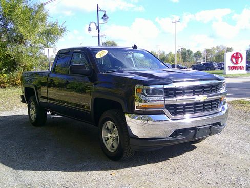 Used 2018 Chevrolet Silverado 1500 LT image 3