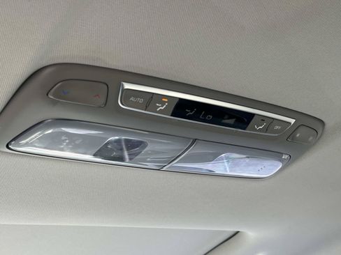 Used 2023 Kia Telluride S w/ S Sunroof Package FWD image 18