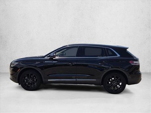 Used 2023 Lincoln Nautilus Reserve w/ Equipment Group 201A AWD/4WD image 9