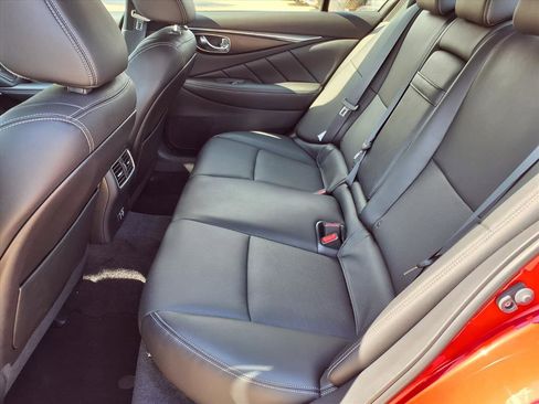 Used 2024 INFINITI Q50 Sensory image 11