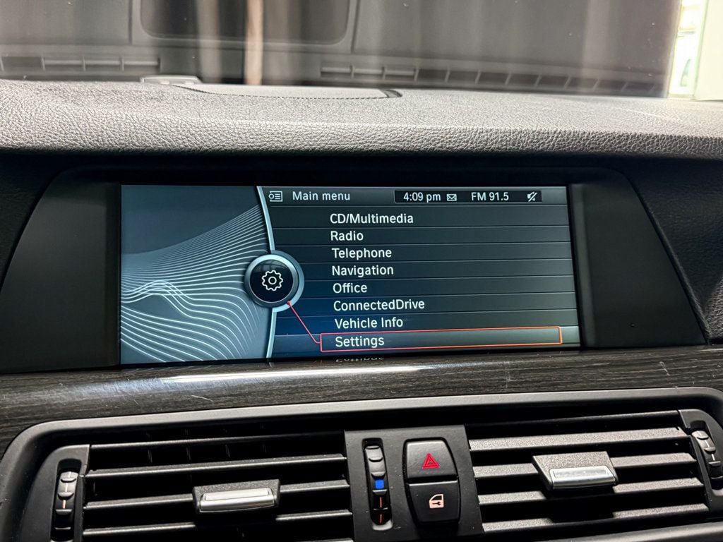 Used 2012 BMW 528i xDrive Sedan AWD/4WD image 13