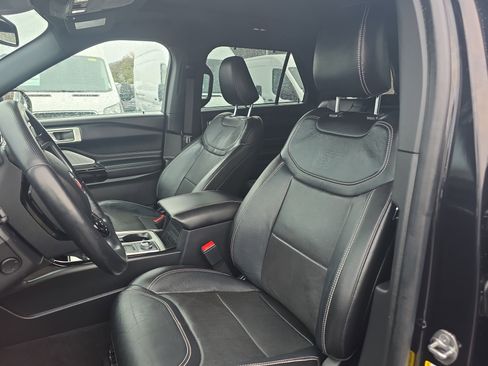 Used 2021 Ford Explorer ST w/ Equipment Group 401A image 32