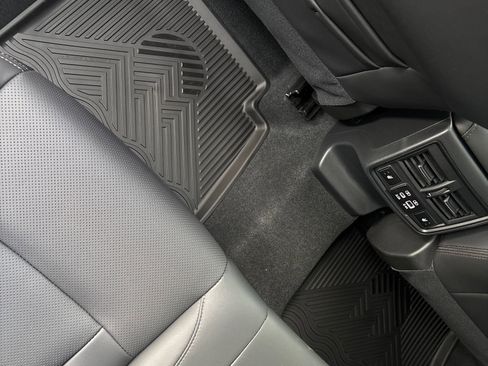 New 2026 Subaru Outback Limited image 36