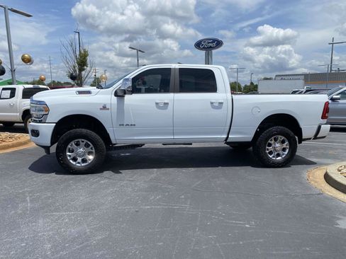 Used 2024 RAM 2500 Laramie w/ Safety Group AWD/4WD image 4