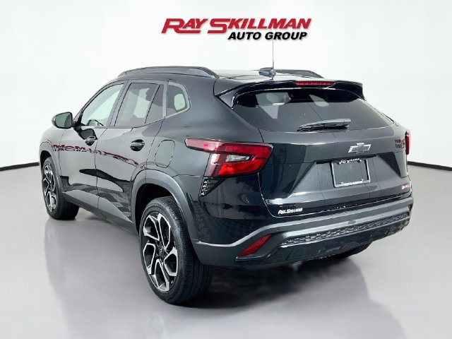 Used 2024 Chevrolet Trax RS w/ Driver Confidence Package FWD image 5