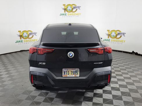 Used 2026 BMW X2 xDrive28i AWD/4WD image 3