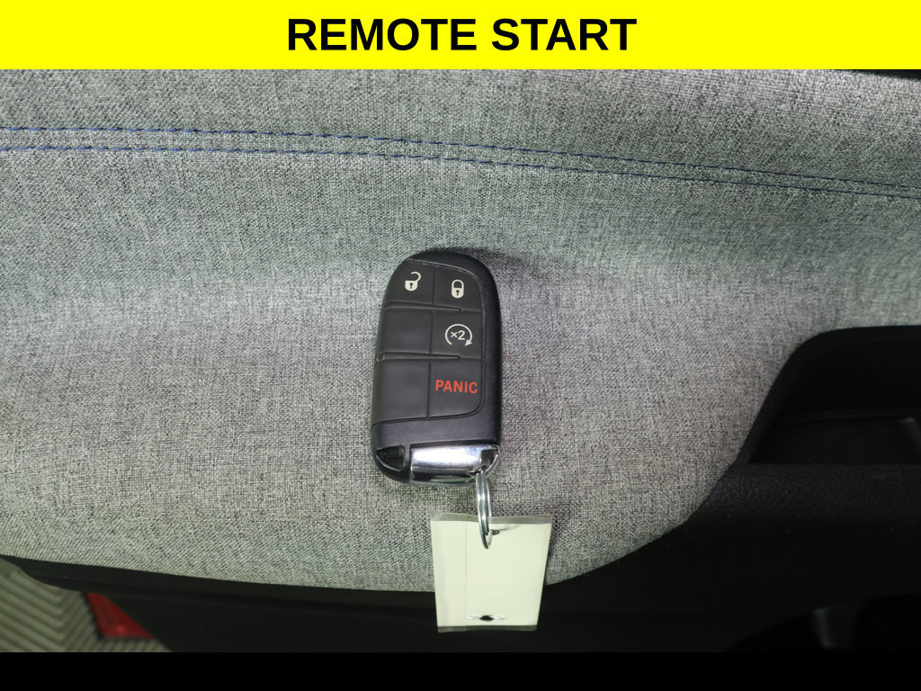 Used 2025 Jeep Compass Latitude AWD/4WD image 10