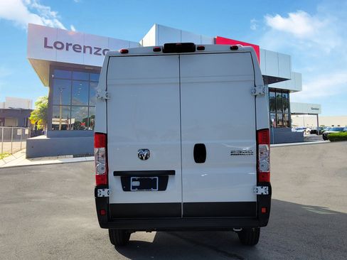 Used 2026 RAM ProMaster 2500 w/ Convenience Group FWD image 6